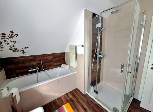 Badezimmer 1.OG